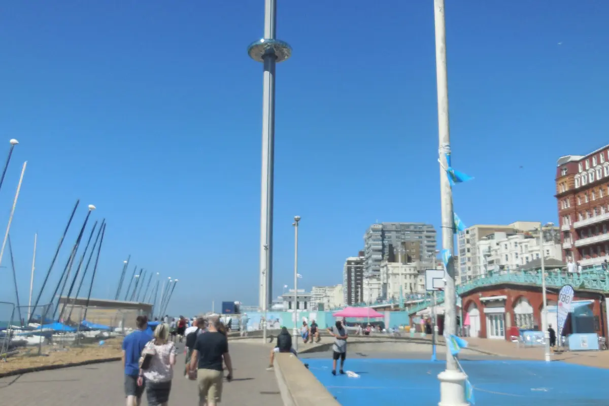Brighton i360