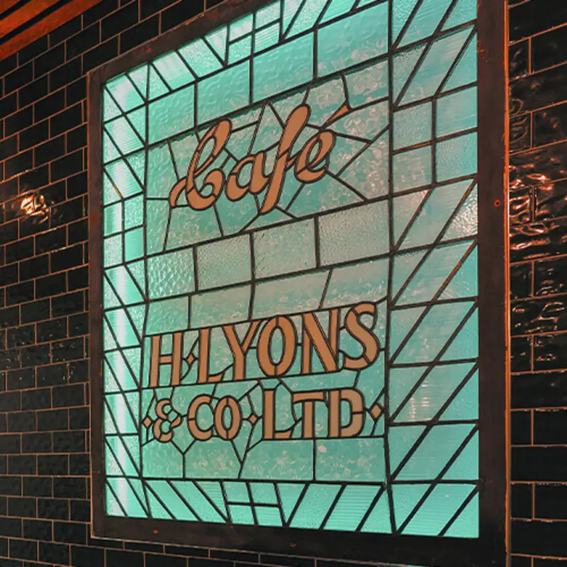 Lyons Café & Bakeshop