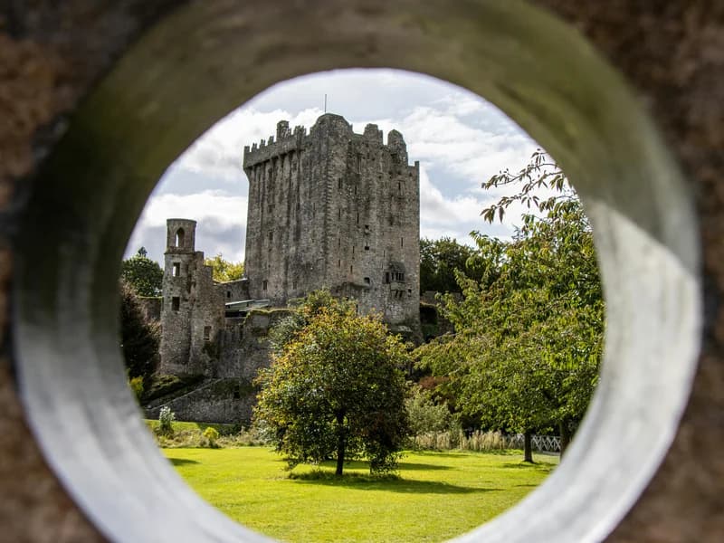 Castle & Gardens